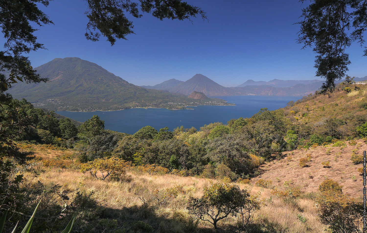 Lac Atitlan