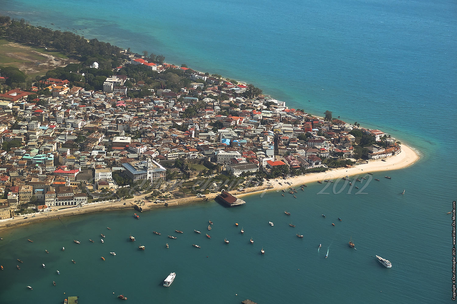 Stone town vu d'avion - Zanzibar 2012