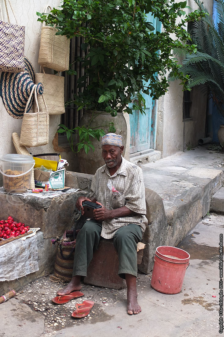 Le vieux commerçant - Stone town - Zanzibar 2012