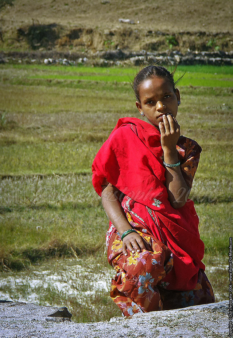 Une enfant penseuse  - Ranakpur - 2006