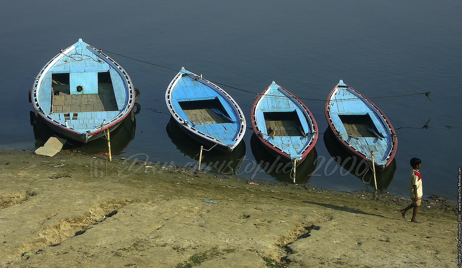 Les barques bleues - Varanasi - 2006