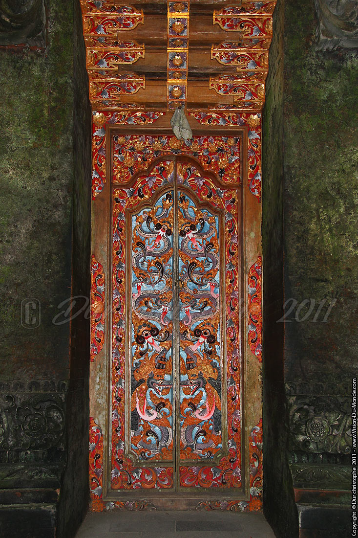 Porte - Pura Tirta Empul - BALI 2011