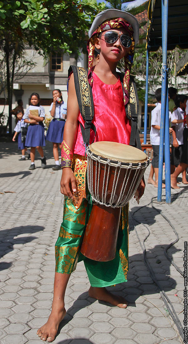Le percussionniste branché - Ubud - BALI 2011