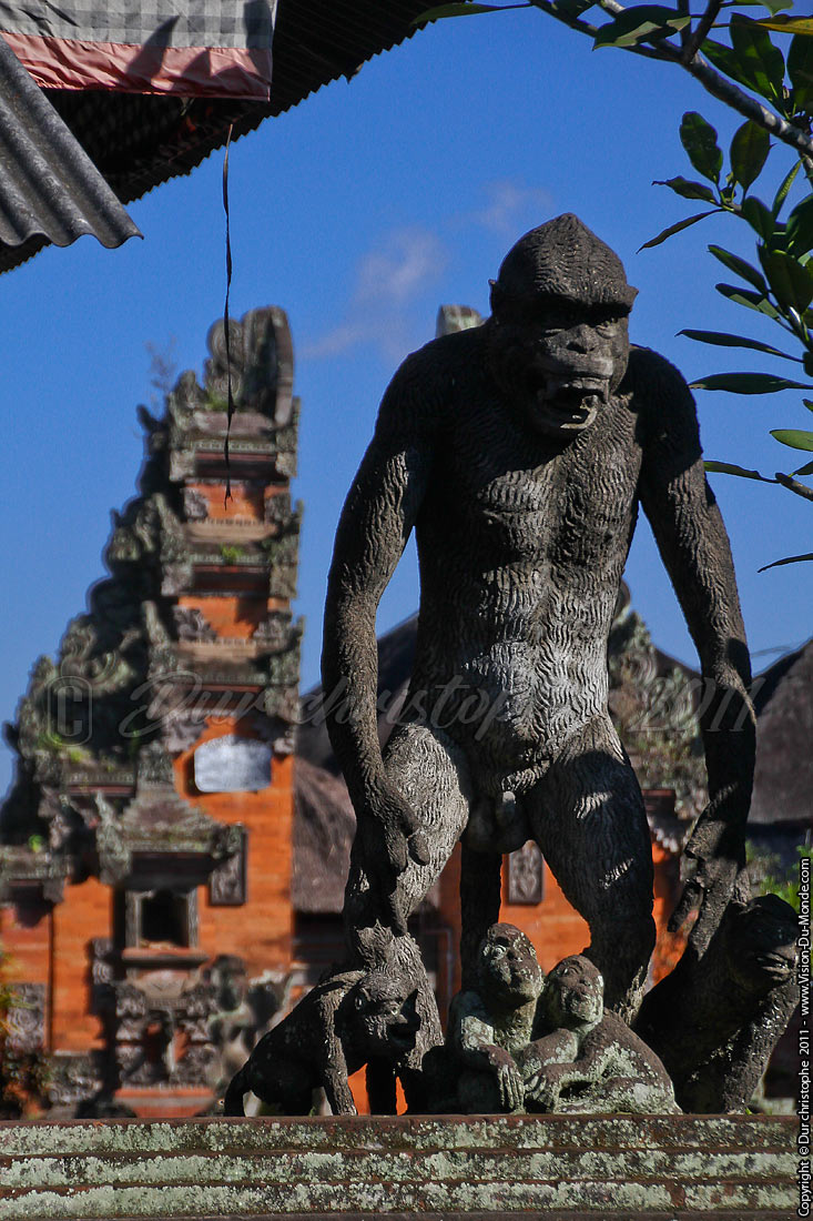 Singes de pierre - Ubud - BALI 2011
