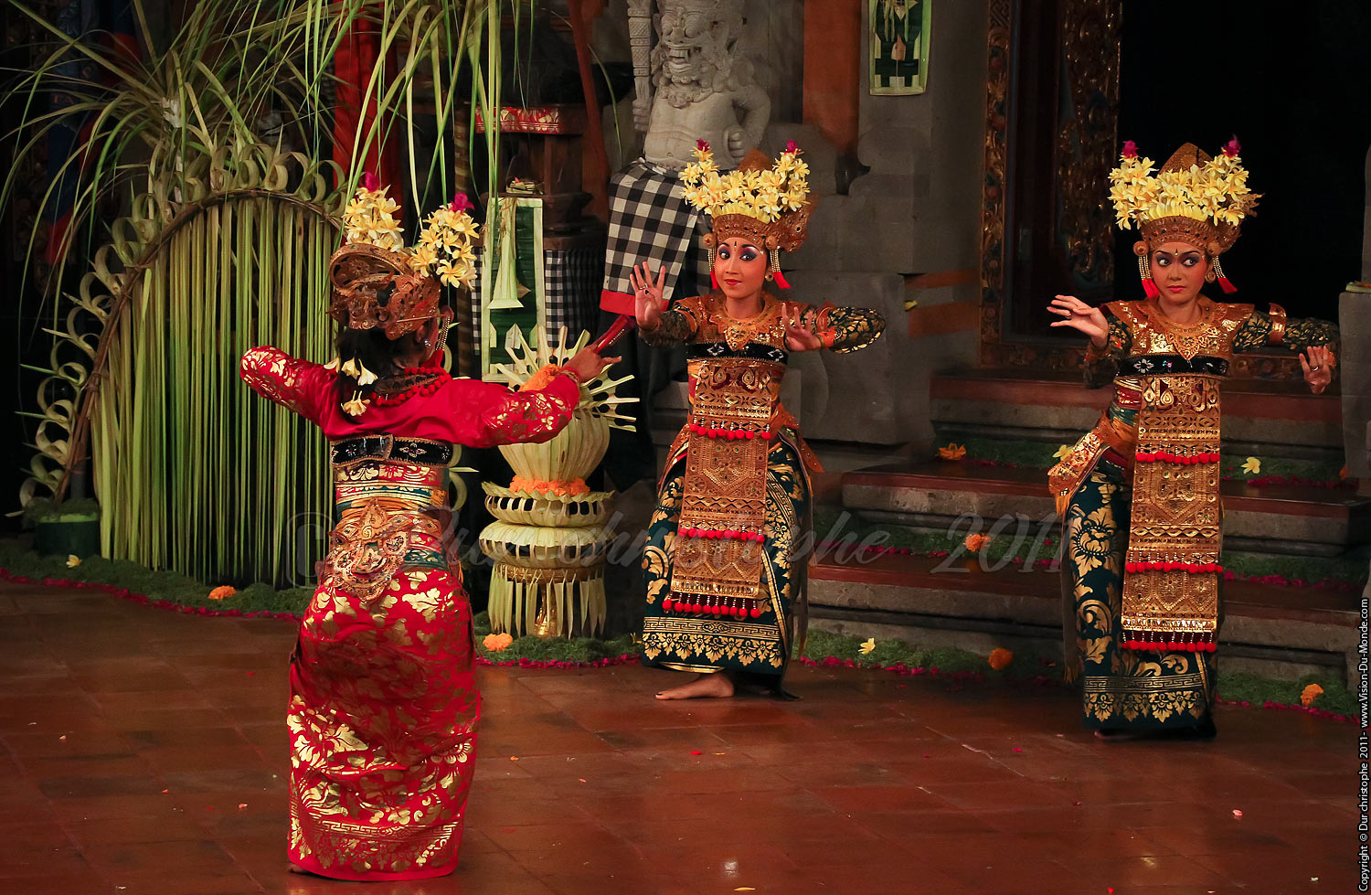Danseuses traditionnelles - Ubud - BALI 2011