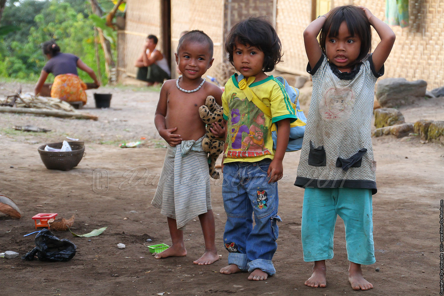 Les enfants du village - Senaru - LOMBOK 2011