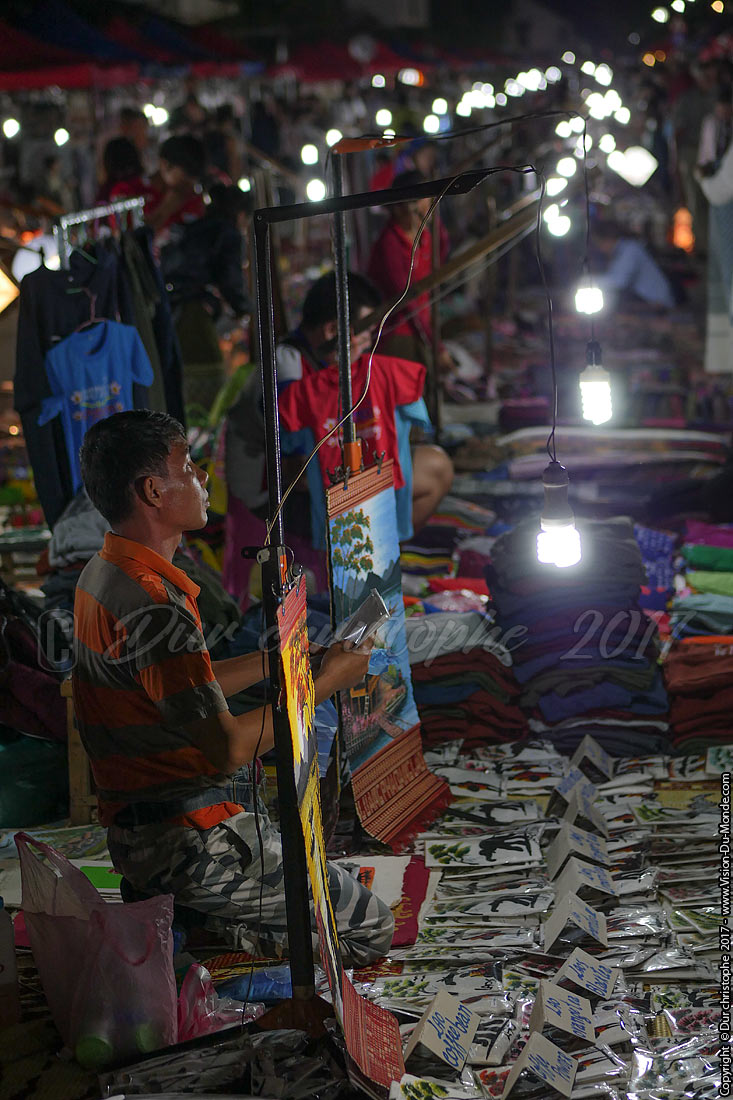 Marché de nuit -  Luang Prabang   - Laos 2017