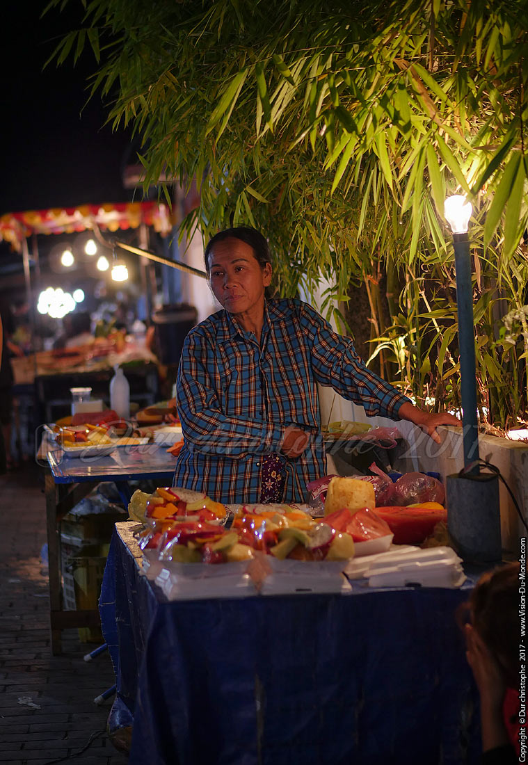 Marché de nuit -  Luang Prabang   - Laos 2017