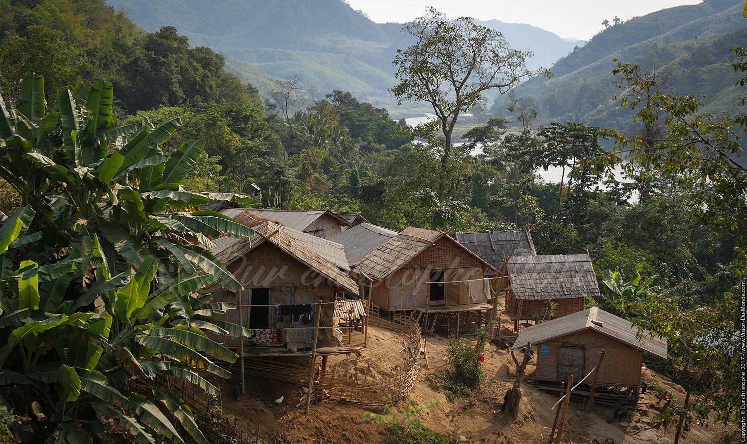 Village Ethnie le long du Mékong - Laos 2017