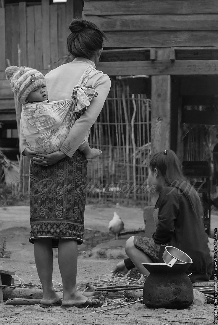 Village Ban Nalan Neua (tribue Kmu ) - Laos 2017