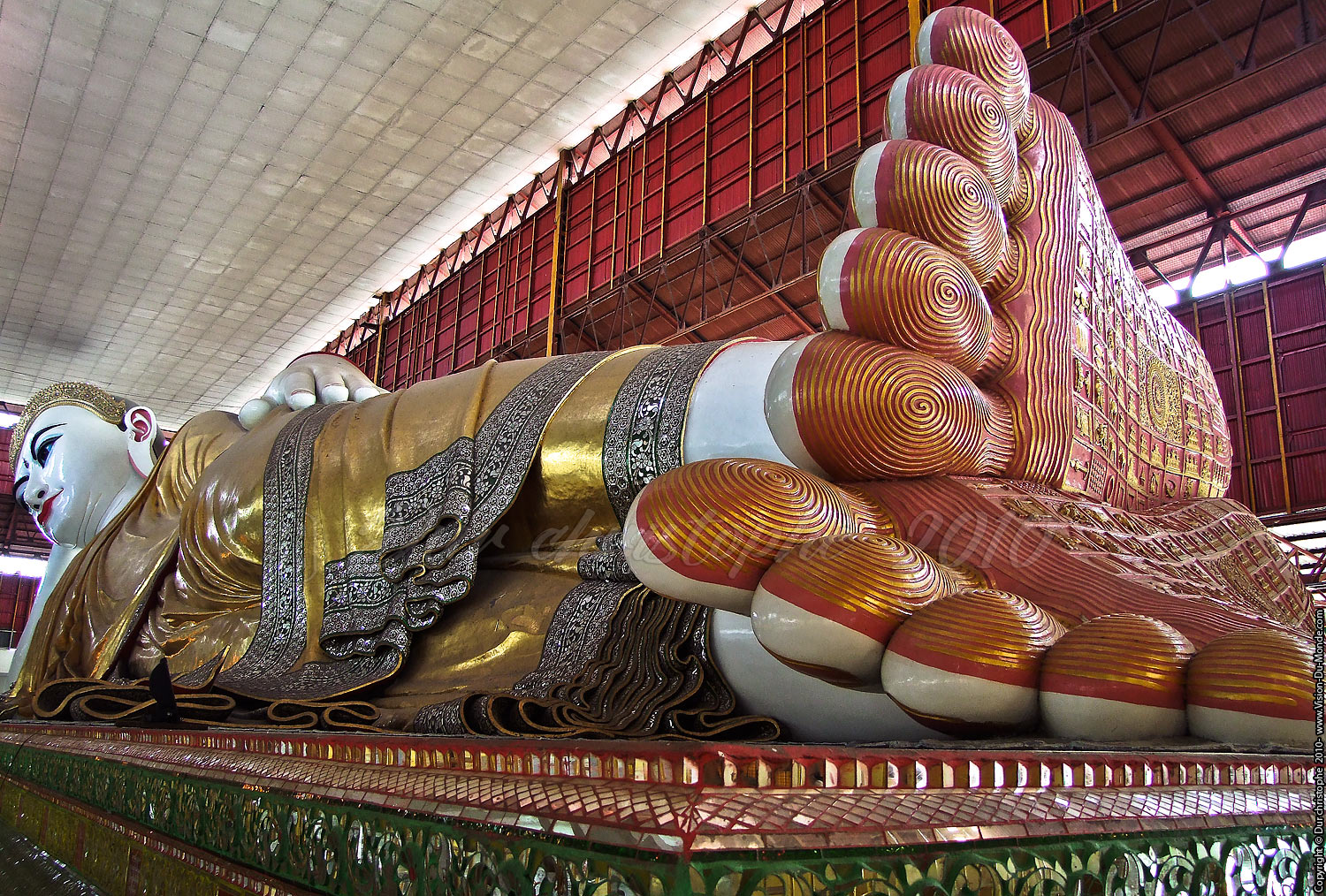 Le grand Bouddha de Chaukhtagyi - Yangon 2010
