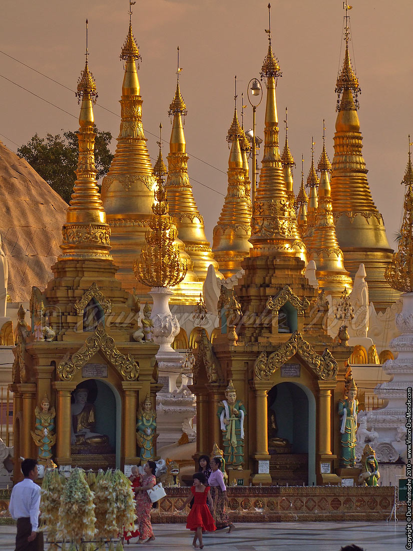 Les chédis d'or - Paya Shwedagon - Yangon 2010
