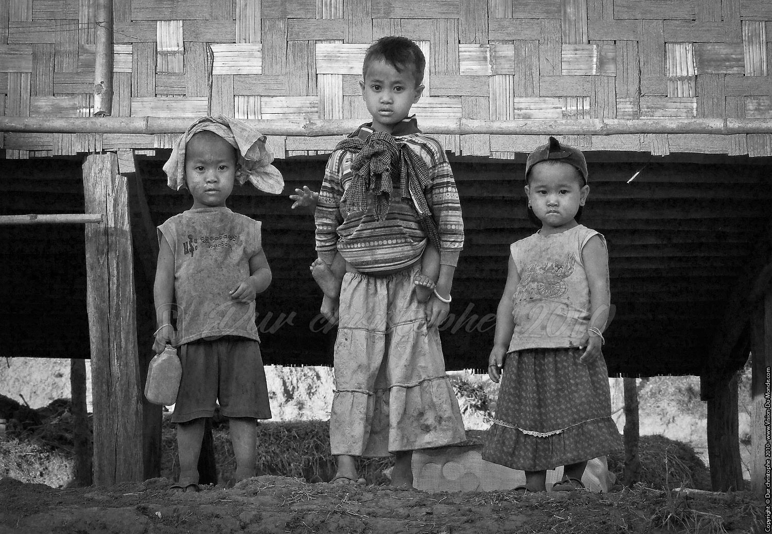 les enfants du village - Environs de Kalaw 2010