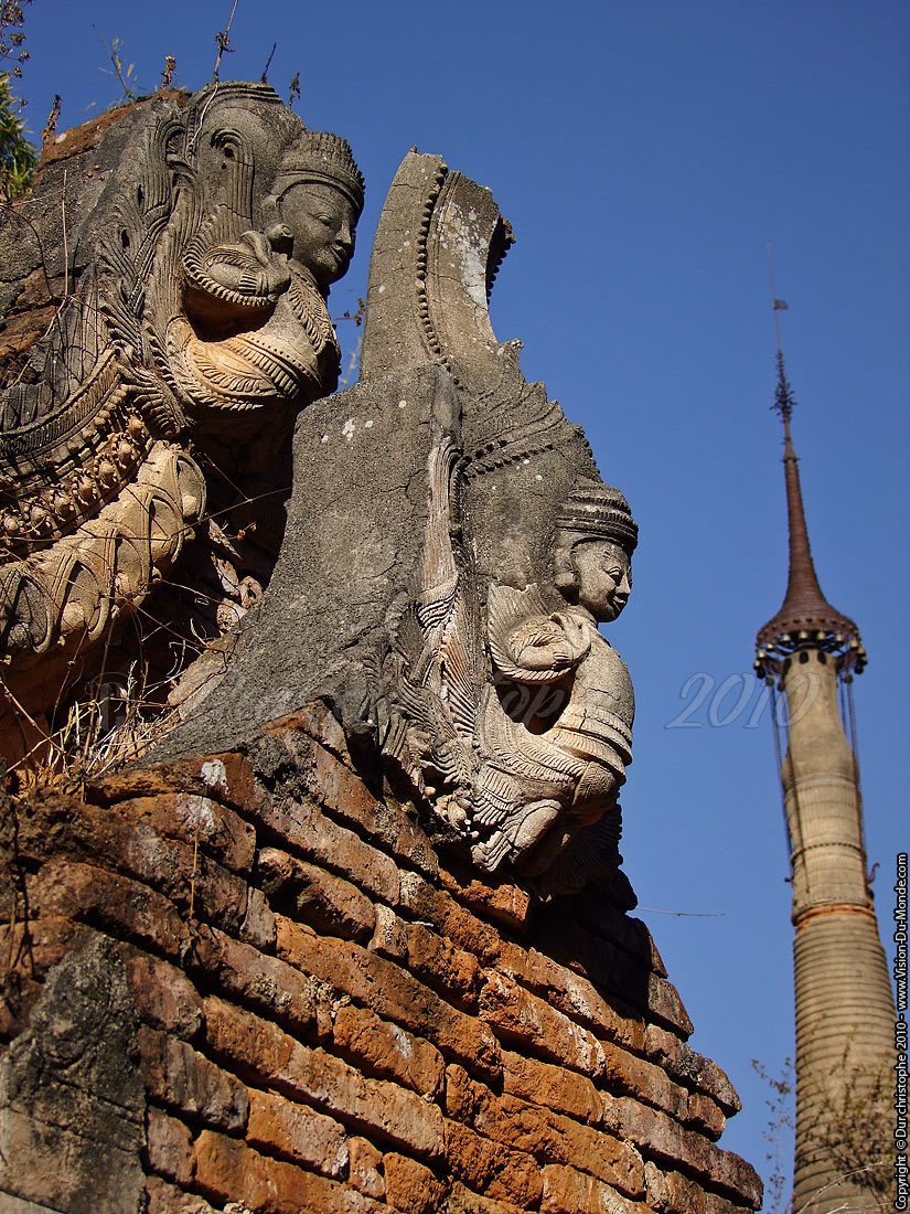 Ruines de Zedi - Paya Shwe Inn Thein - Lac Inle 2010