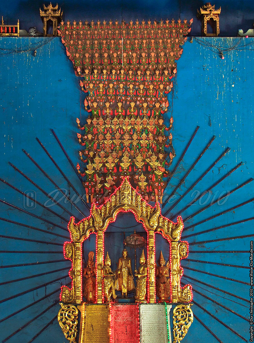 Fresque murale en relief - Paya Mahamuni - Mandalay 2010