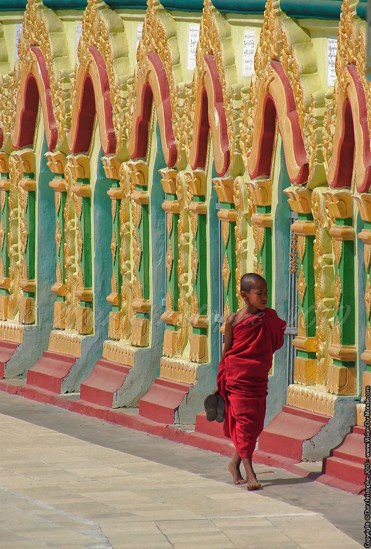 La ballade du petit moine - Umin Thouzeh - Sagaing 2010
