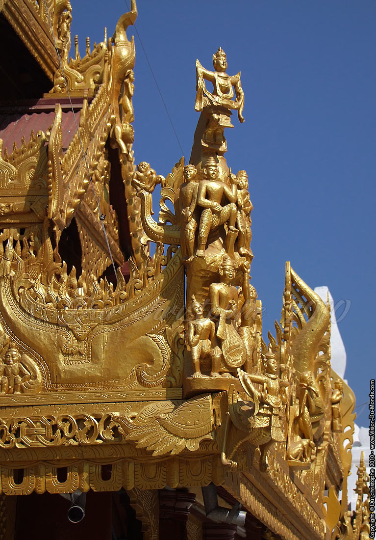 Paya Shwezigon - Bagan 2010