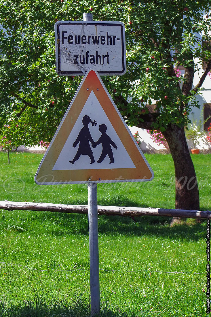 Attention au Kinder - 2008