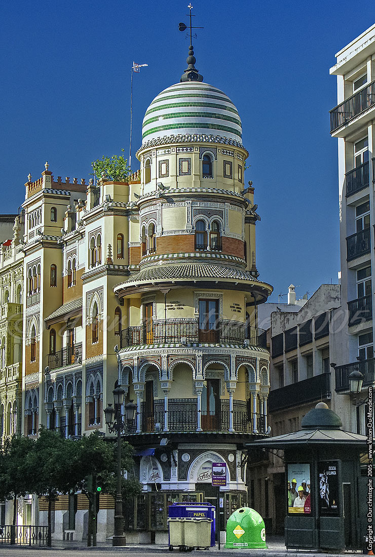 L'immeuble particulier - Seville - 2005