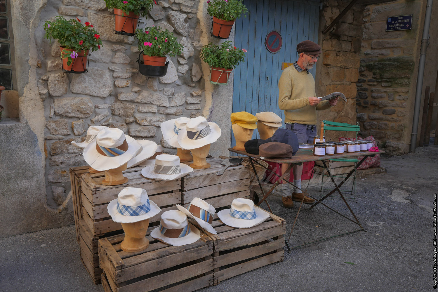 Vendeurs de Chapeaux - Les Vans