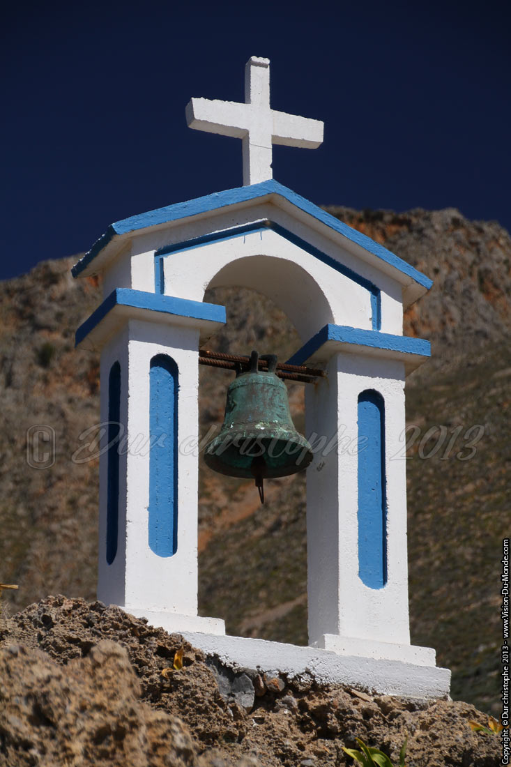 La cloche de la chapelle - Randonnée Loutro - 2013