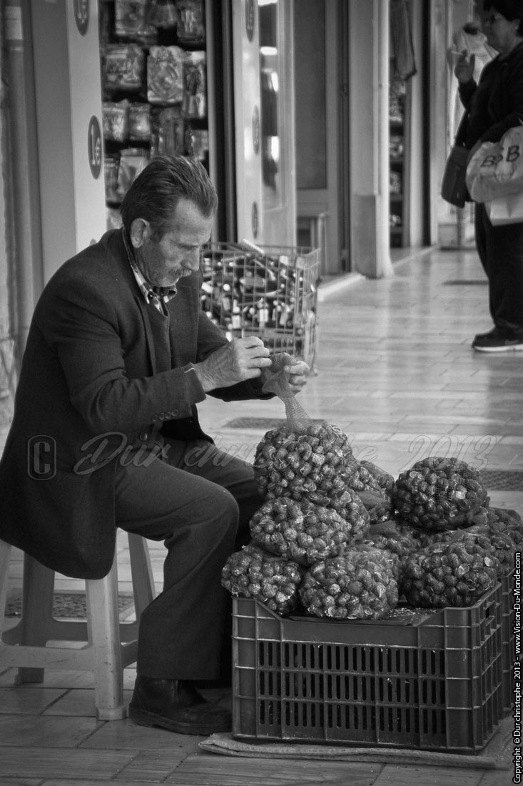 Vendeur d'Escargots - Héraklion - 2013