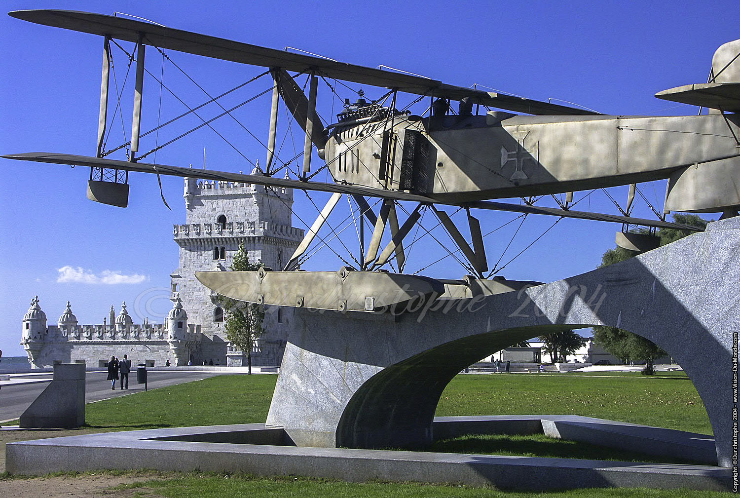 L'hydravion de Torre de Belem - quartier Belem - Lisbonne - 2004