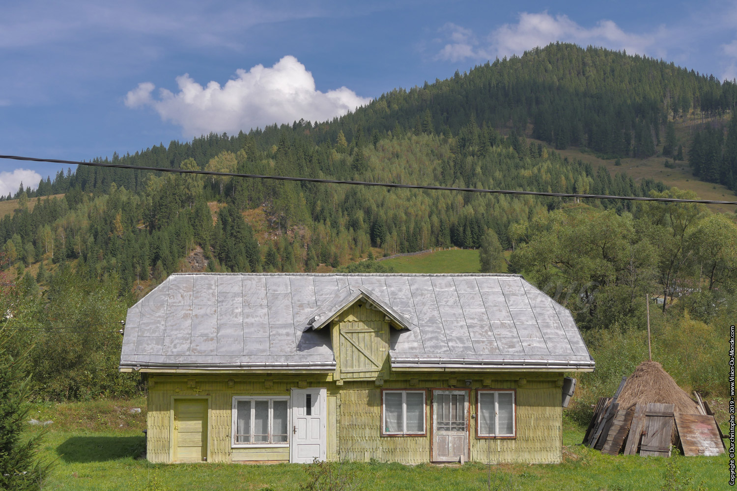 Maison traditionnelle en bois - Ciocanesti