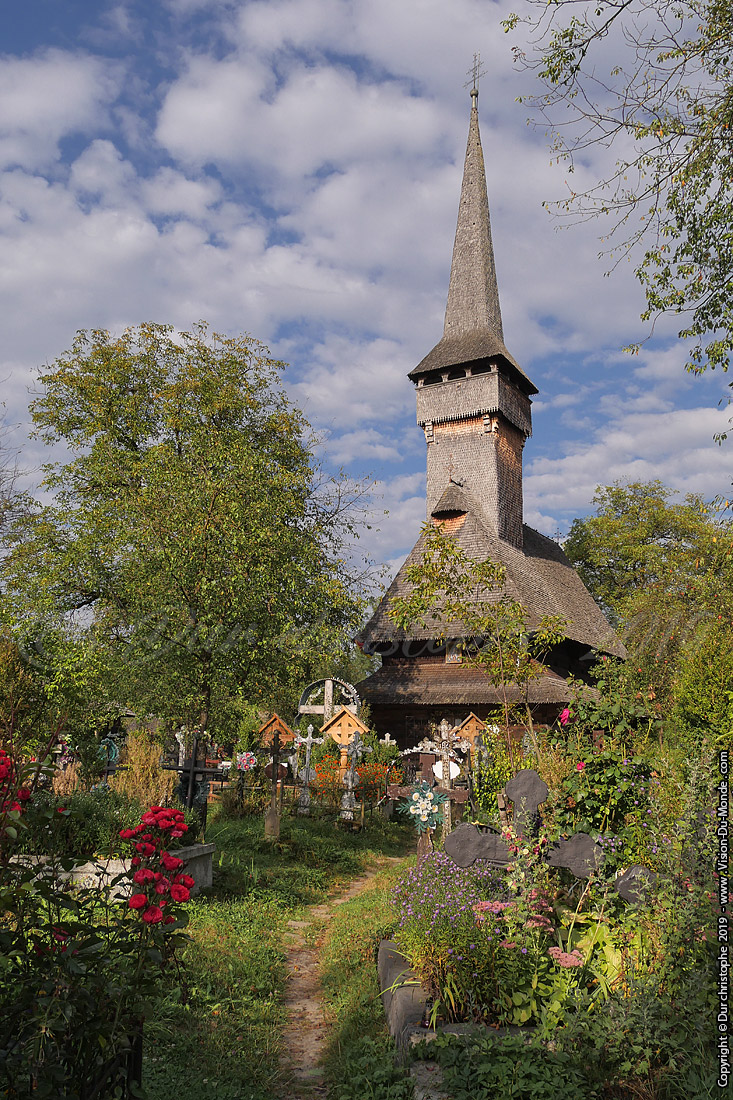 Eglise en bois de Desesti