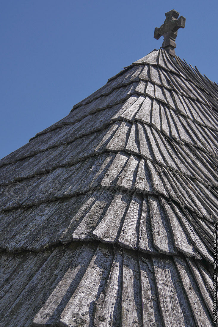 Le toit de la chapelle - Parc Ethnographique Astra